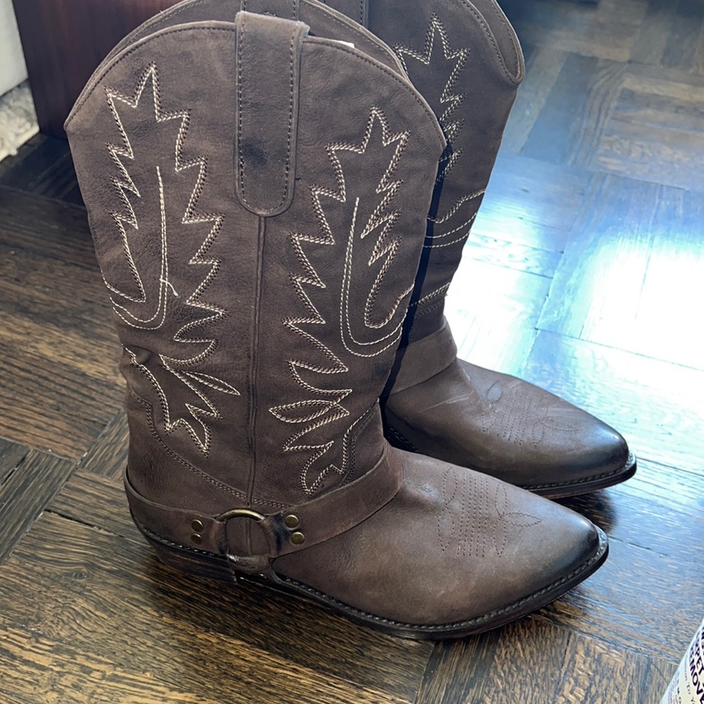 Barney’s FiveSeventyFive Western Leather Cowboy Knee Boots Brown
